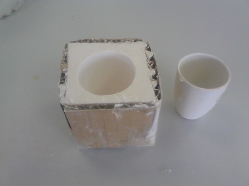       . Making of ceramic crucibles by slip casting method