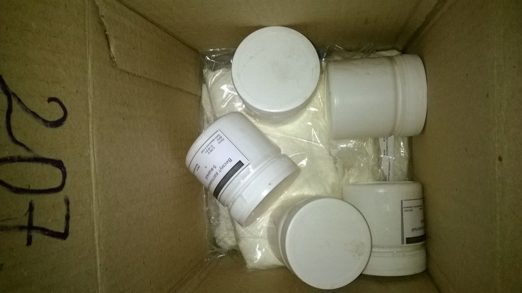  :   . Chemical photos: reagents and materials