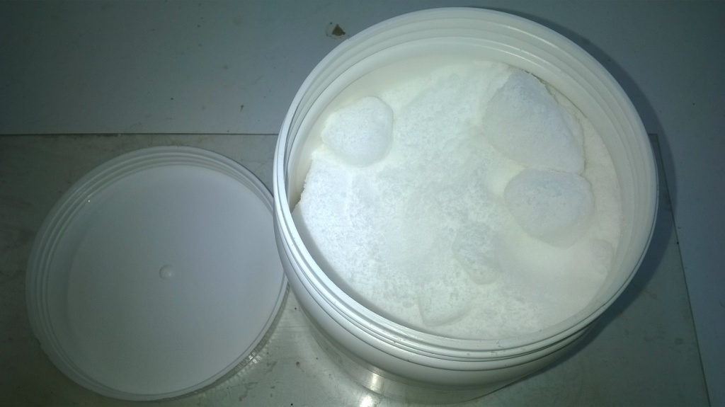  :   . Chemical photos: reagents and materials