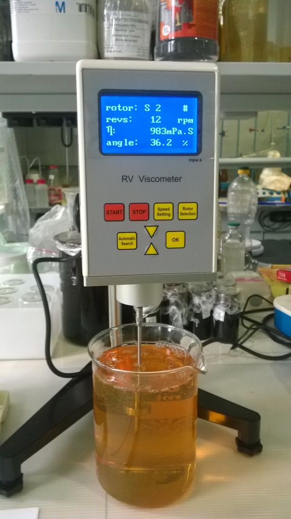     . Rotational viscometer and detergents