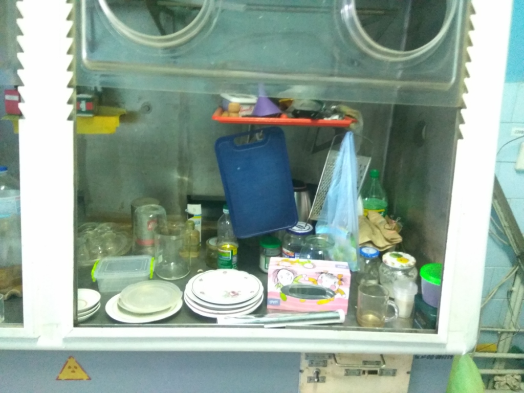     . Eating food in chemistry lab