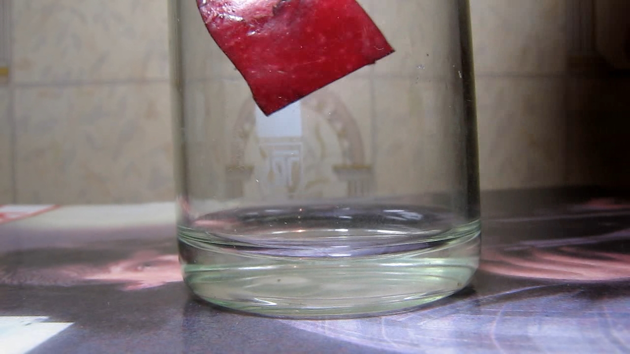 Red apple and ammonia