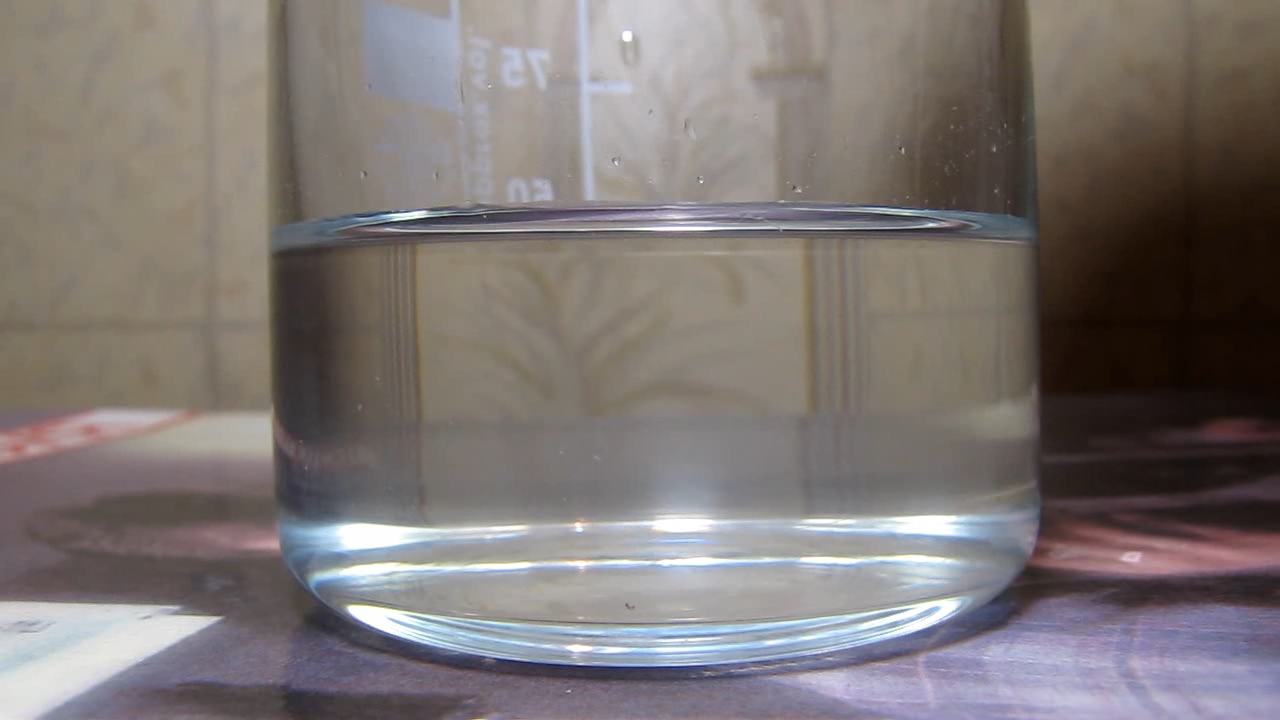 Reaction of calcium nitrate and concentrated sulfuric acid 