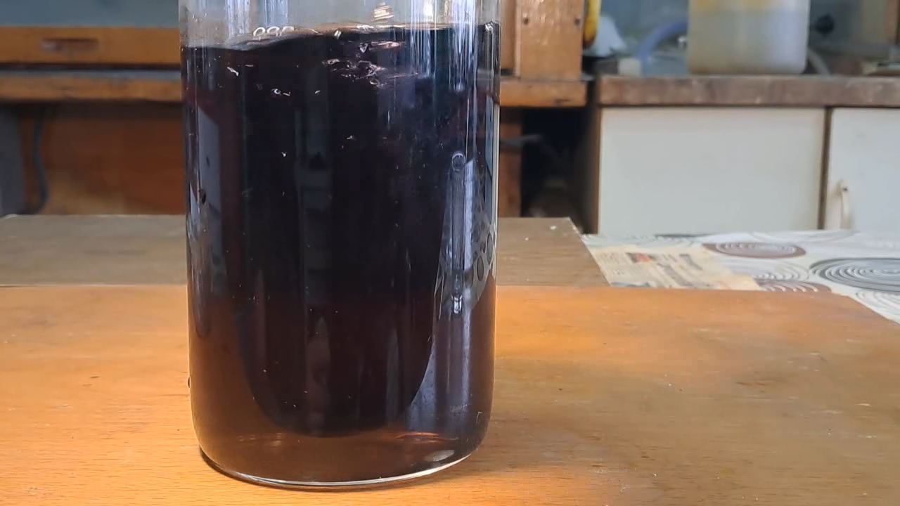 Phenol-Iron Complex and Sodium Hydroxide