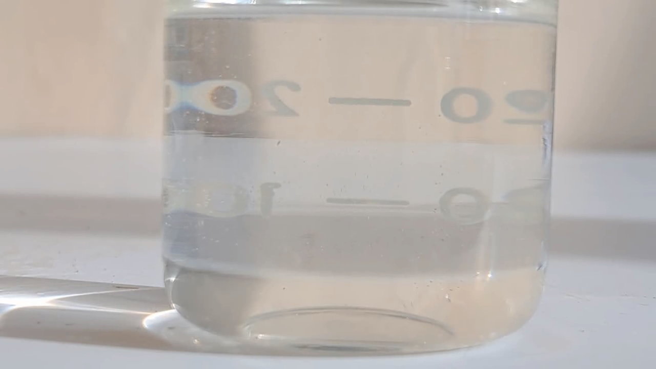 Reaction of 56% nitric acid with calcium carbonate