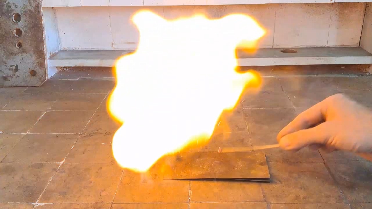 Flash of HMTD after 9 Months of Storage