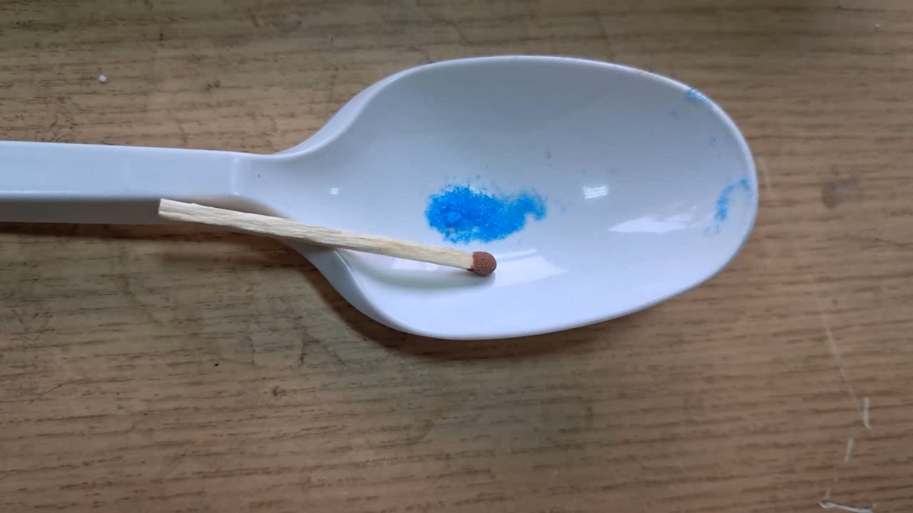 Reaction of Thiosulfate with Iron(III): Copper(II) as Catalyst