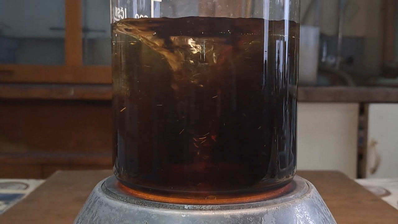 Reaction of Thiosulfate with Iron(III): Copper(II) as Catalyst