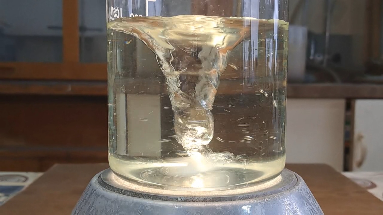 Reaction of Thiosulfate with Iron(III): Copper(II) as Catalyst