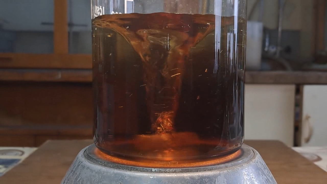 Reaction of Thiosulfate with Iron(III): Copper(II) as Catalyst