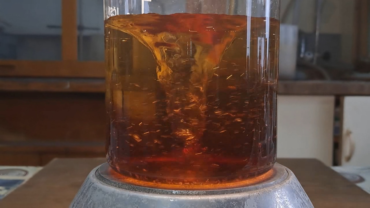 Reaction of Thiosulfate with Iron(III): Copper(II) as Catalyst
