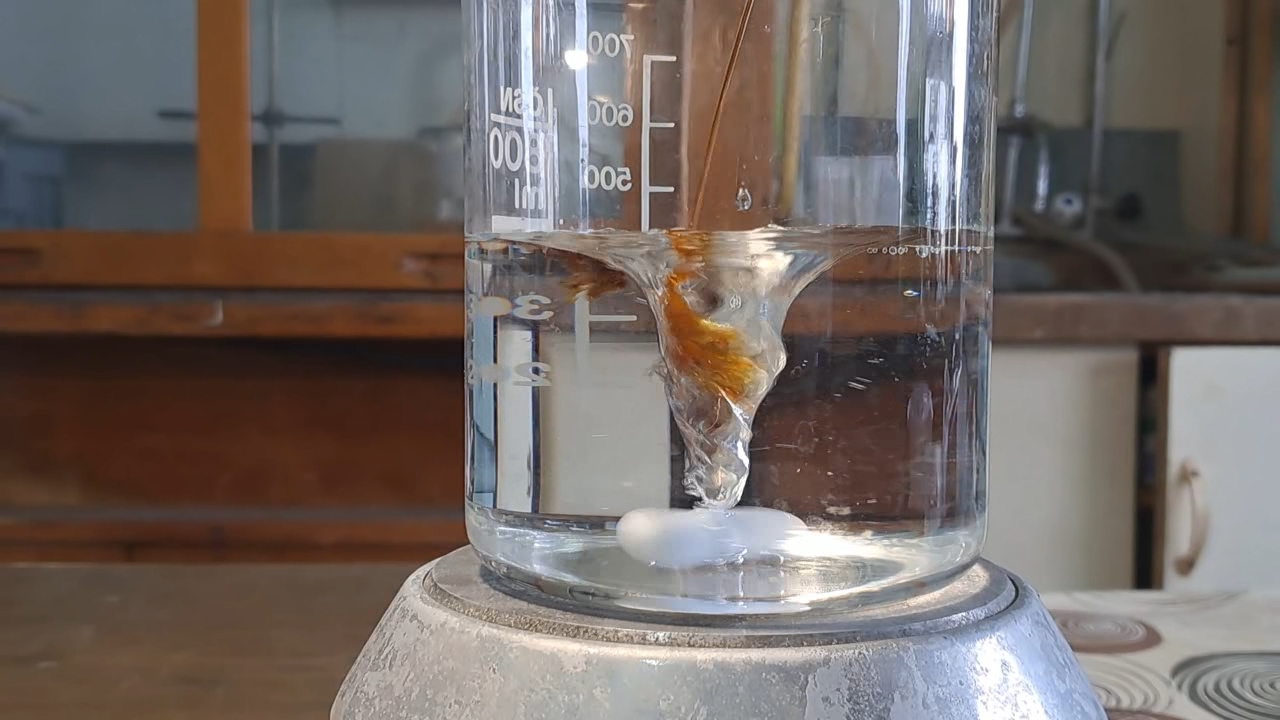 Reaction of Sodium Thiosulfate with Iron(III) Chloride