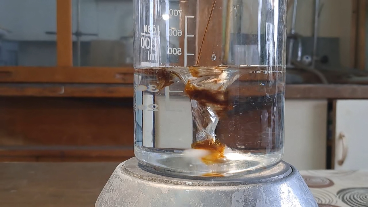 Reaction of Sodium Thiosulfate with Iron(III) Chloride