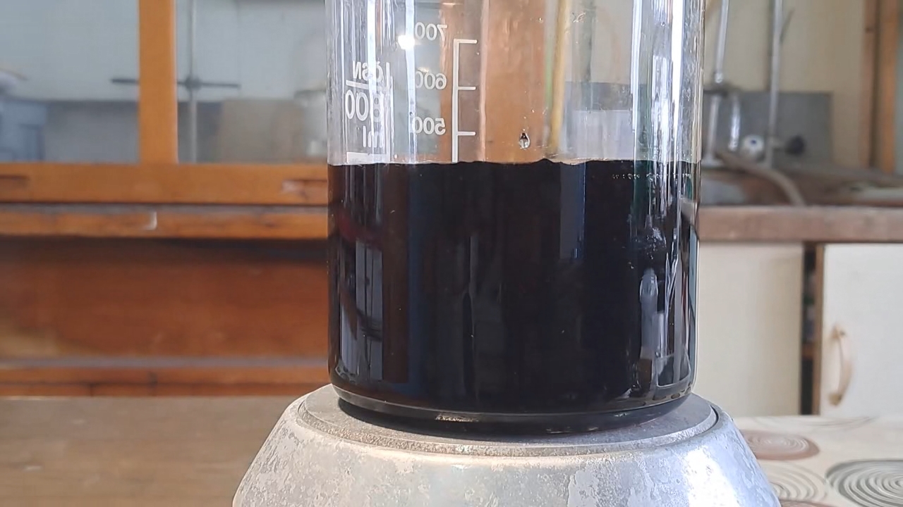 Reaction of Sodium Thiosulfate with Iron(III) Chloride
