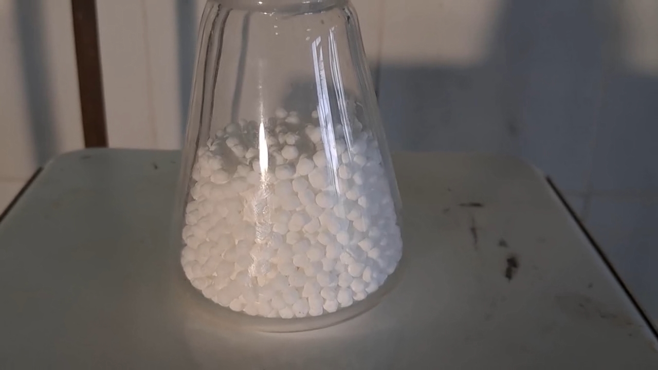 Distillation Tritiated Water from Calcium Chloride