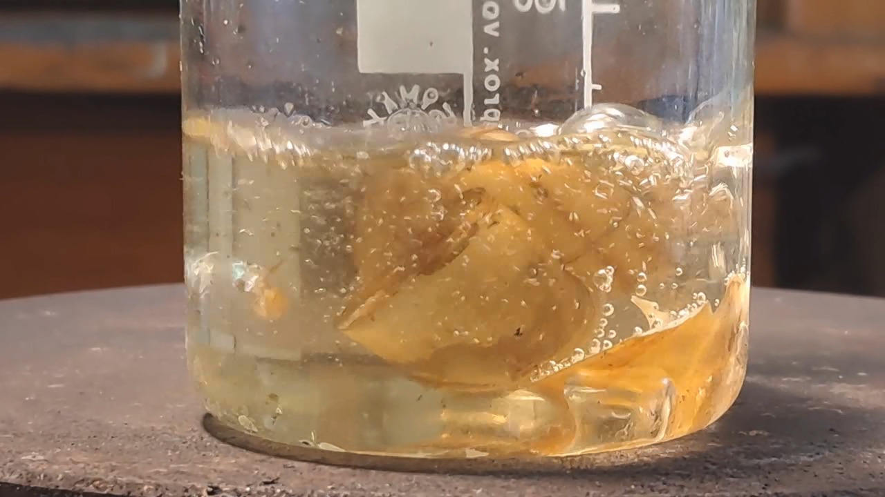 Disodium Salt of EDTA and Mollusk Shells