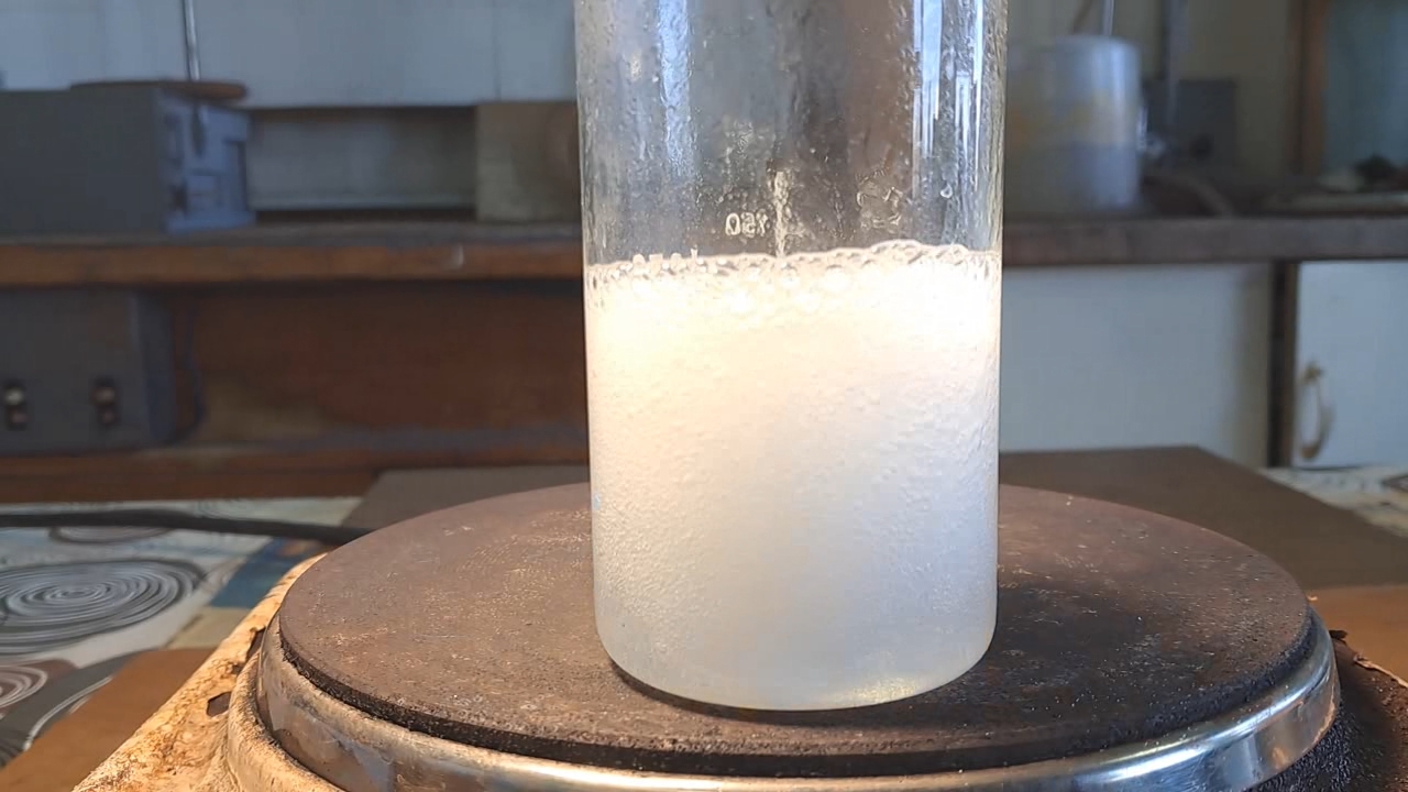 Reaction of Disodium Salt of EDTA and Calcium Carbonate