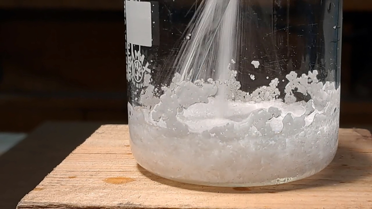 Synthesis of Iron(III) Benzoate