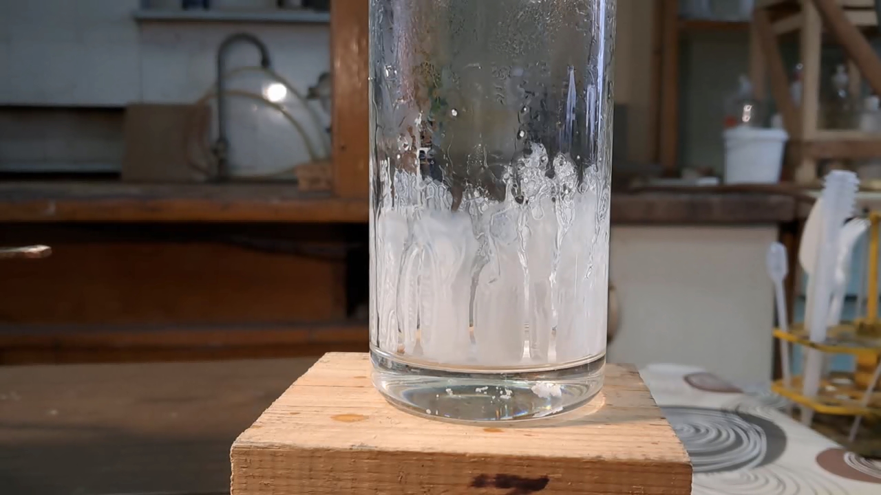 Synthesis of Iron(III) Benzoate