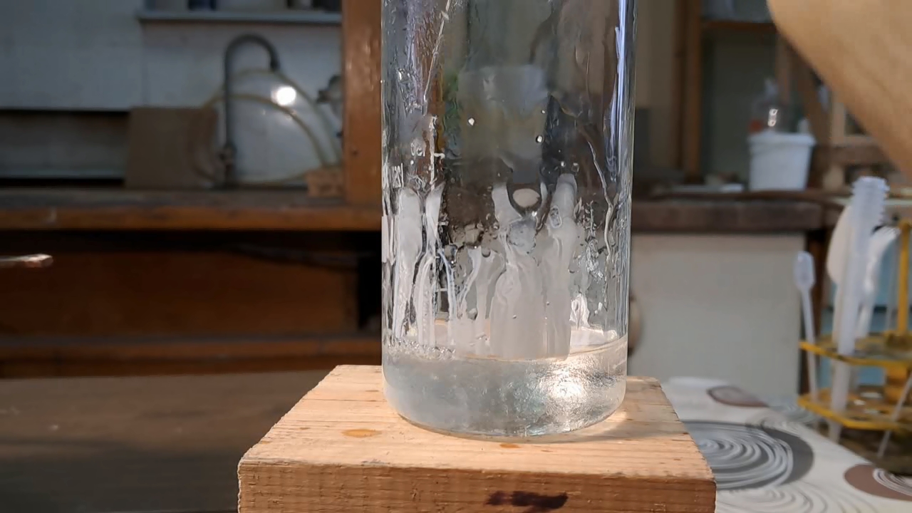 Synthesis of Iron(III) Benzoate