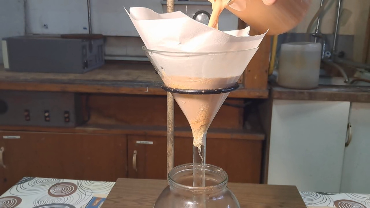 Synthesis of Iron(III) Benzoate