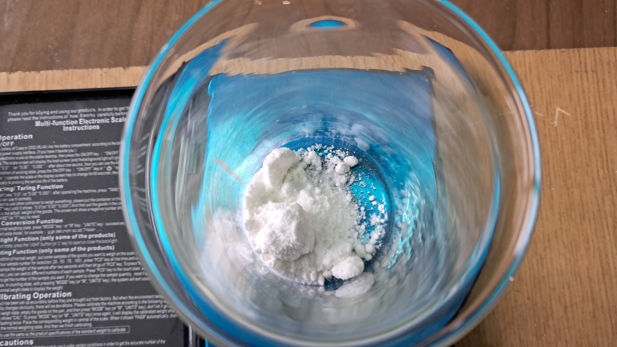 Synthesis of iron (III) benzoate