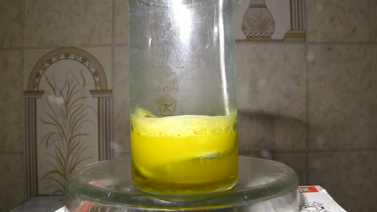        . Reduction of dichromate (VI) ions with aluminum and potassium hydroxide