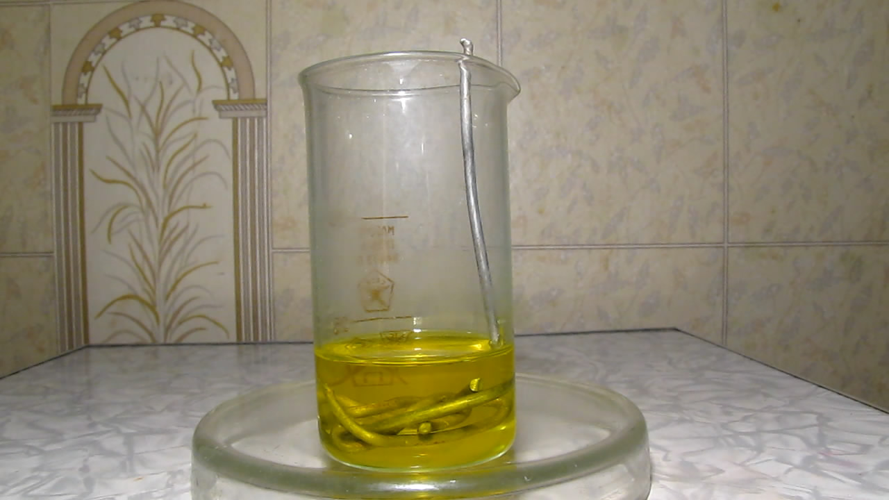        . Reduction of dichromate (VI) ions with aluminum and potassium hydroxide