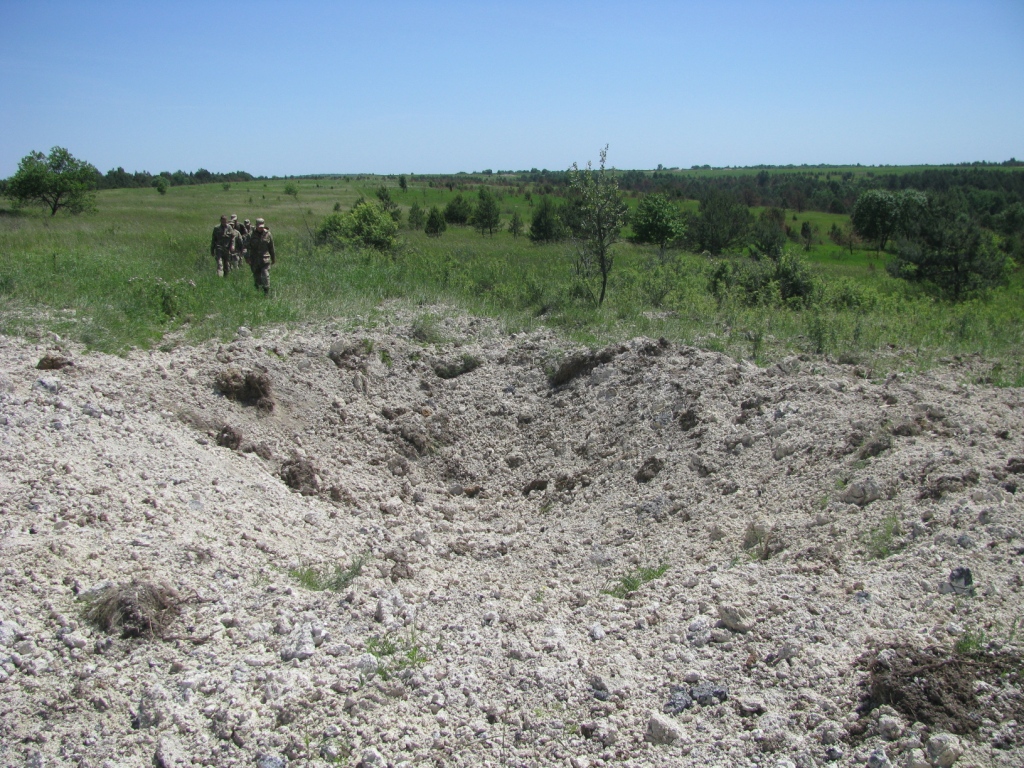    (). Unexploded mortar round (destruction)