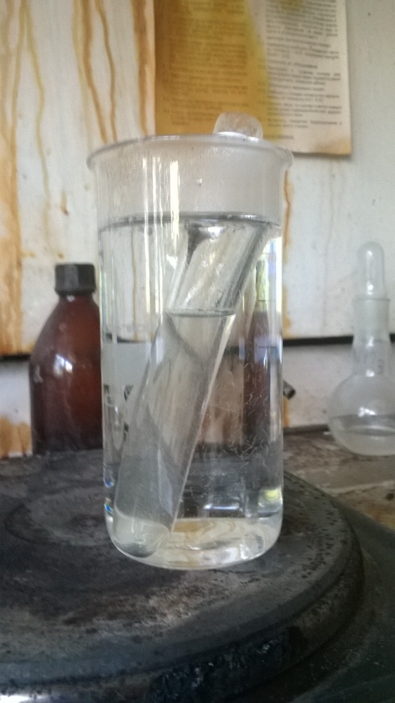 Кристаллизация тиосульфата натрия. Crystallization of sodium thiosulfate