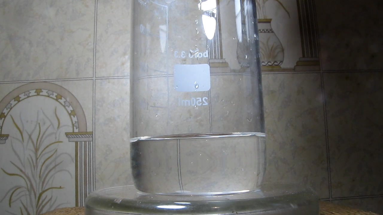 Реакция сплава никеля и фосфора (''фосфид никеля'') с азотной кислотой. Reaction of alloy of nickel and phosphorus (''nickel phosphide'') with nitric acid