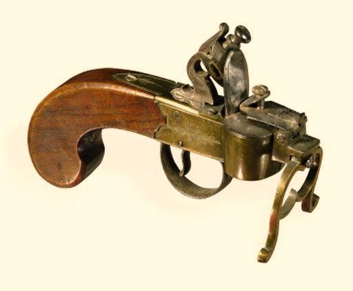 Зажигательные пистолеты (XVII-XIX век)