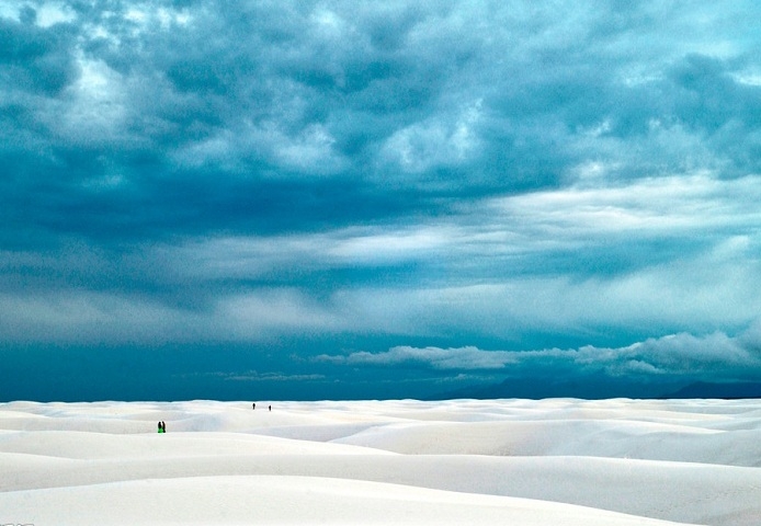    (White Sands Desert)