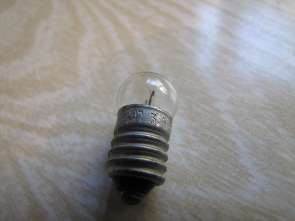    3.5       220 . 3.5-volt incandescent lamp was plugged into mains with voltage of 220 V (AC)