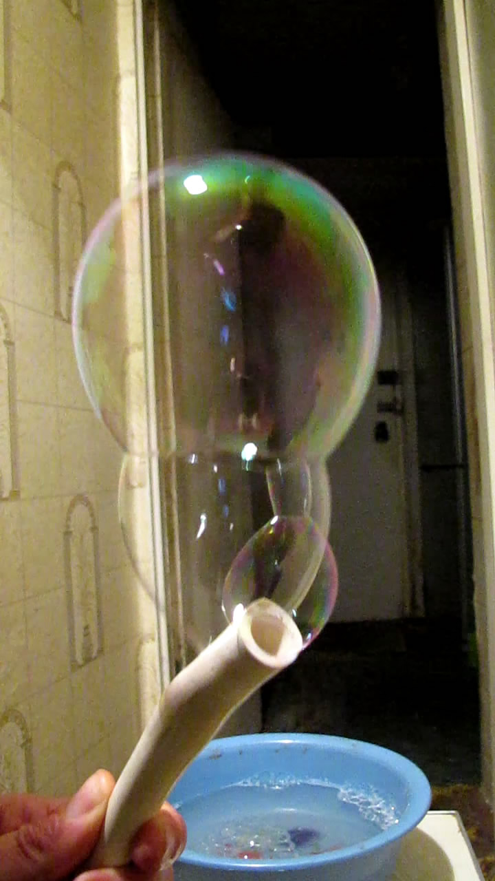 Мыльные пузыри с метаном