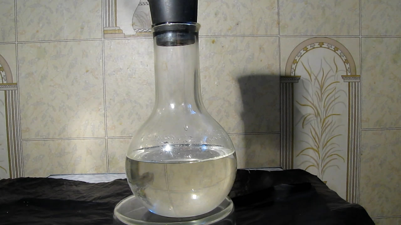     . Hot filtration of solution of sodium acetate
