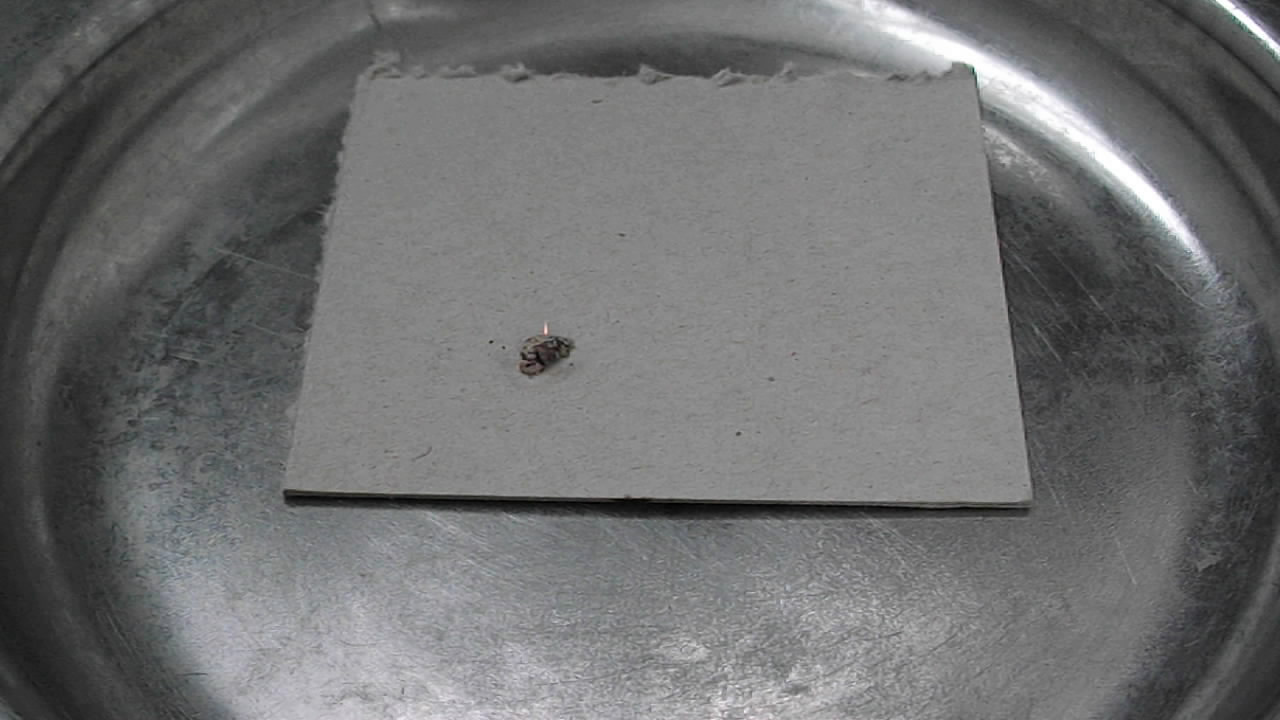Metallic caesium. Caesium in air. Caesium and water. Caesium and ethanol.  .    ().   .   