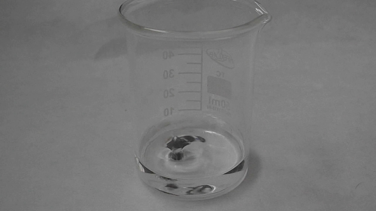 Metallic caesium. Caesium in air. Caesium and water. Caesium and ethanol.  .    ().   .   