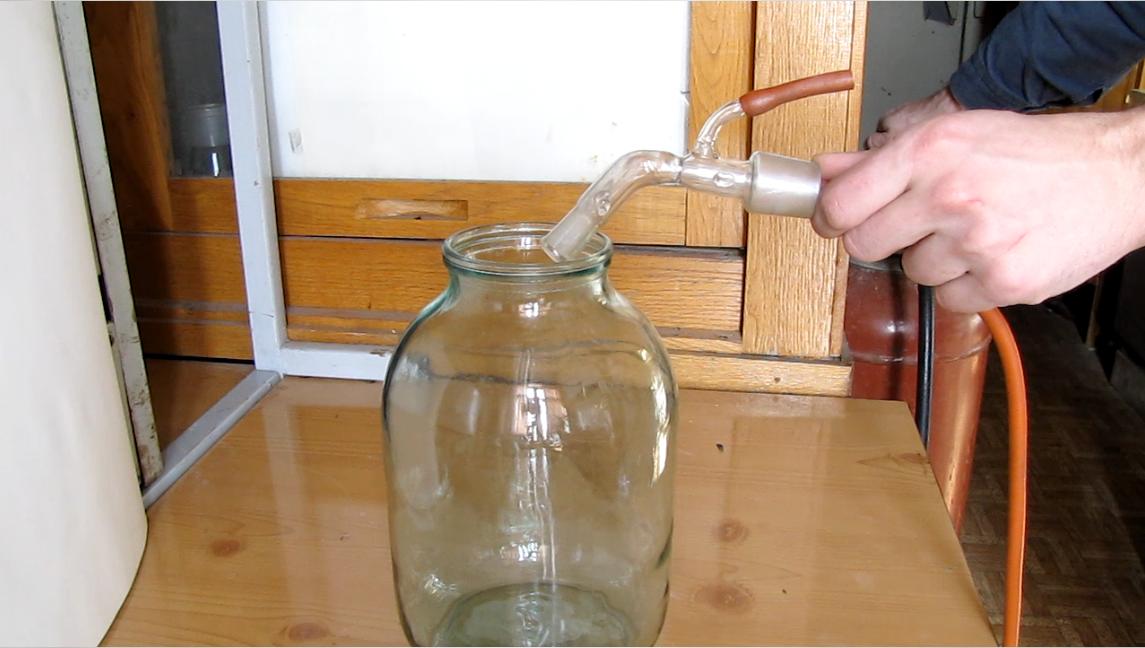  - . Combustion of Propane-Butane Mixture in a Three-Liter Jar