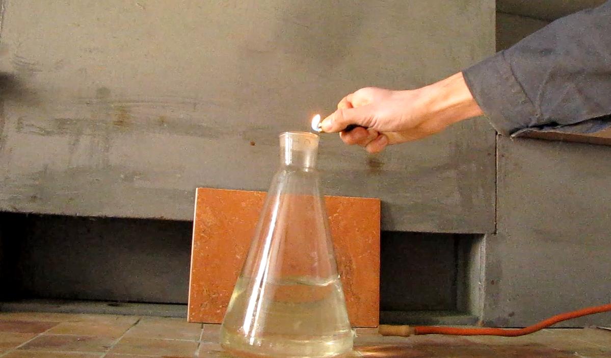  -   . Combustion of Propane-Butane Mixture over Water (Water Trap Model)
