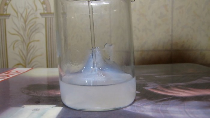 Freshly_ precipitated_aluminium_hydroxide_citric_acid-3.jpg