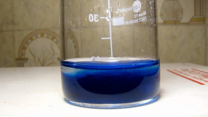 Reaction_of_copper_citrate_with_ammonia-8.jpg