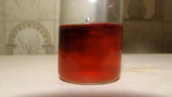 Red_tulip-tap_water-ammonia-hydrochloric_acid-7.jpg