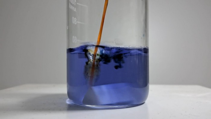 Ethyl_Acetate_Hydrolysis_Universal_Indicator-10.jpg