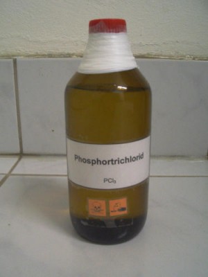 Фосфор треххлористый.jpg