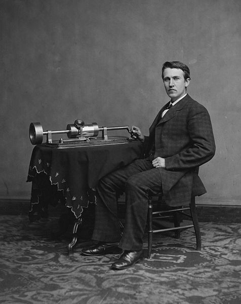 Edison_and_phonograph_edit1.jpg