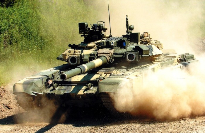 russian-t90-tank[1].jpg