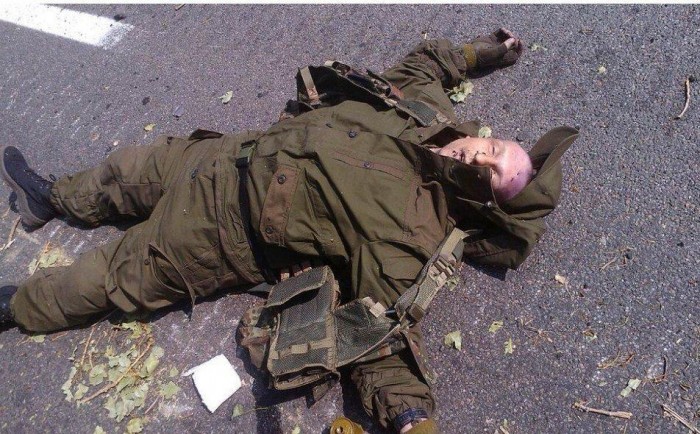 BzHAid5IcAAH2gN.jpg large.jpg