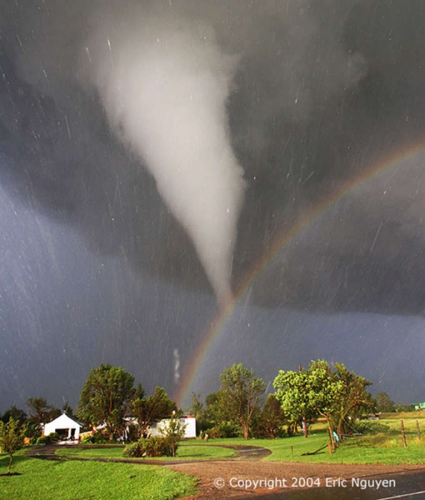 tornado_nguyen_960c[1].jpg