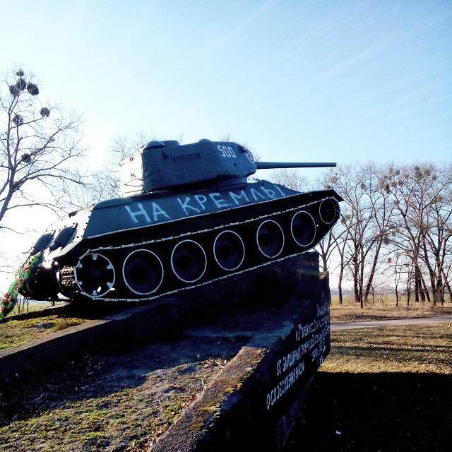 B58i-lAIQAEpAdw.jpg large.jpg